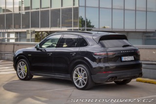 Porsche Cayenne E-Hybrid Tiptronic, plug 2019