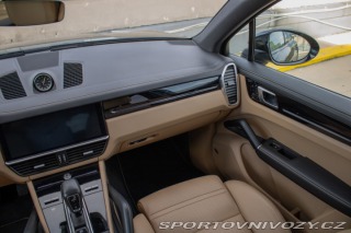 Porsche Cayenne E-Hybrid Tiptronic, plug 2019