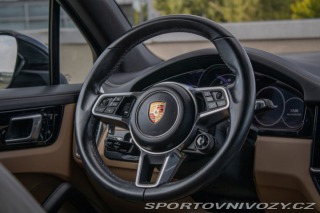 Porsche Cayenne E-Hybrid Tiptronic, plug 2019