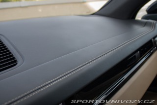 Porsche Cayenne E-Hybrid Tiptronic, plug 2019