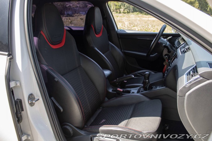 Škoda Octavia RS Combi 2014