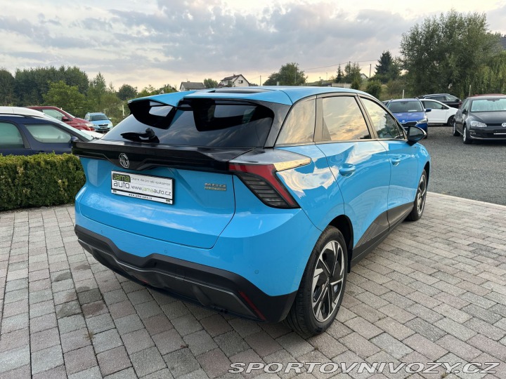MG Ostatní modely MG4 REZERVOVÁNO, 64kWh 150kW 2023