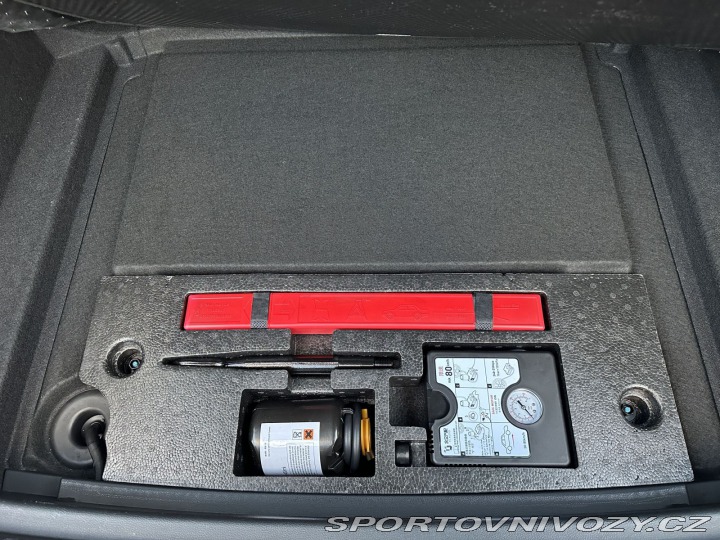 MG Ostatní modely MG4 REZERVOVÁNO, 64kWh 150kW 2023