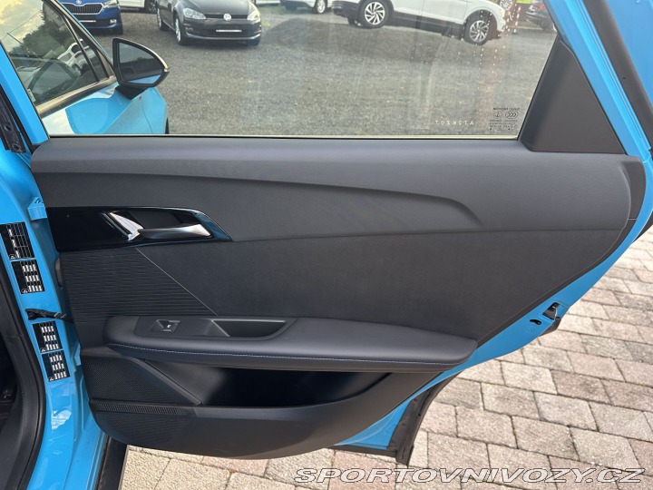 MG Ostatní modely MG4 REZERVOVÁNO, 64kWh 150kW 2023