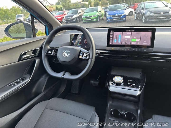 MG Ostatní modely MG4 REZERVOVÁNO, 64kWh 150kW 2023