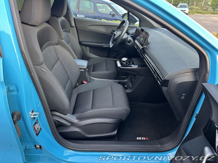MG Ostatní modely MG4 REZERVOVÁNO, 64kWh 150kW 2023