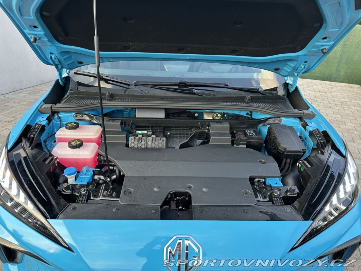 MG Ostatní modely MG4 REZERVOVÁNO, 64kWh 150kW 2023
