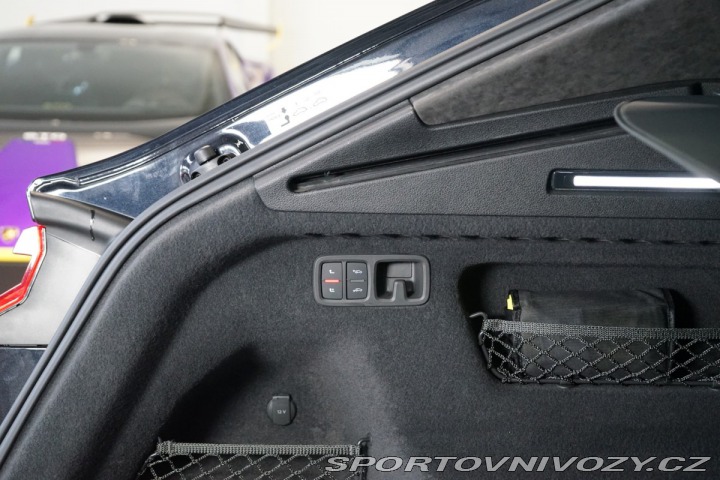 Audi RS Q8 CARBON*CERAMIC*PANO*TAŽ*3 2021