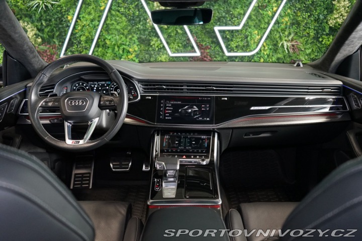 Audi RS Q8 CARBON*CERAMIC*PANO*TAŽ*3 2021