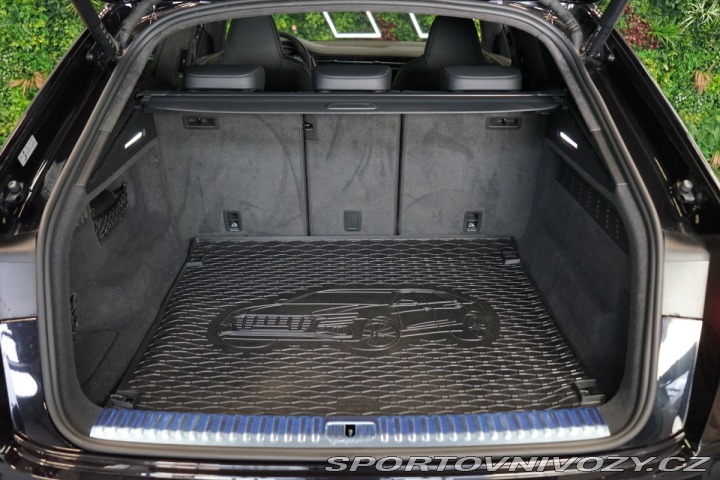Audi RS Q8 CARBON*CERAMIC*PANO*TAŽ*3 2021