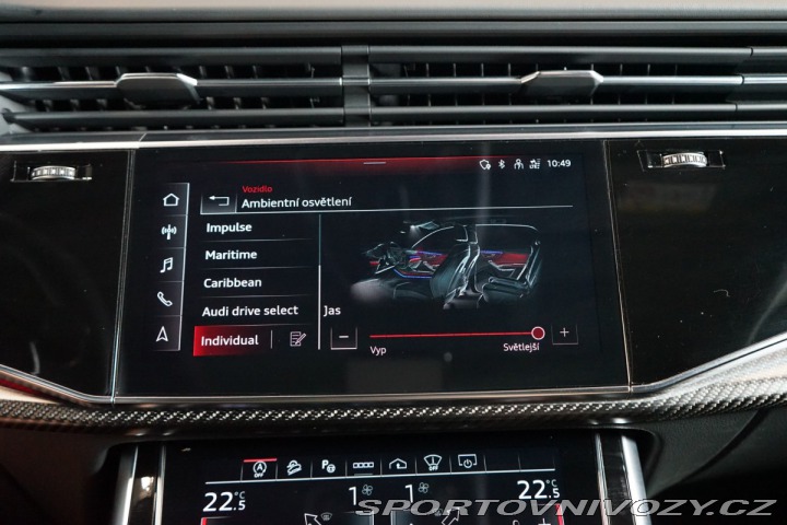 Audi RS Q8 CARBON*CERAMIC*PANO*TAŽ*3 2021