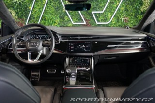 Audi RS Q8 CARBON*CERAMIC*PANO*TAŽ*3 2021