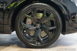 Audi RS Q8 CARBON*CERAMIC*PANO*TAŽ*3 2021