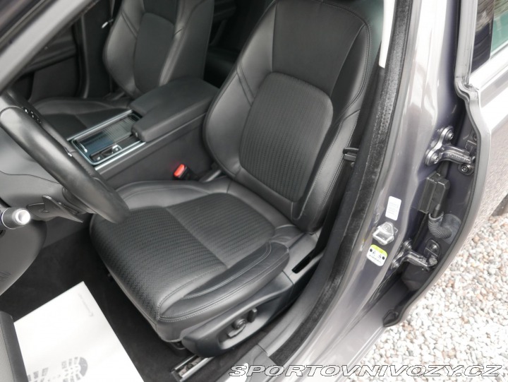 Jaguar XF 3,0 V6 AWD REZERVACE 2016