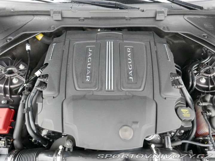 Jaguar XF 3,0 V6 AWD REZERVACE 2016