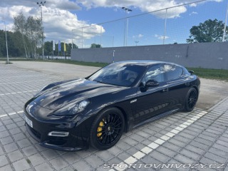 Porsche Panamera Turbo S 2011