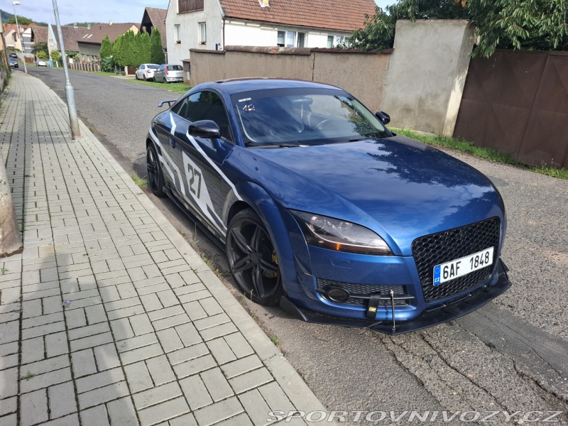 Audi TT 