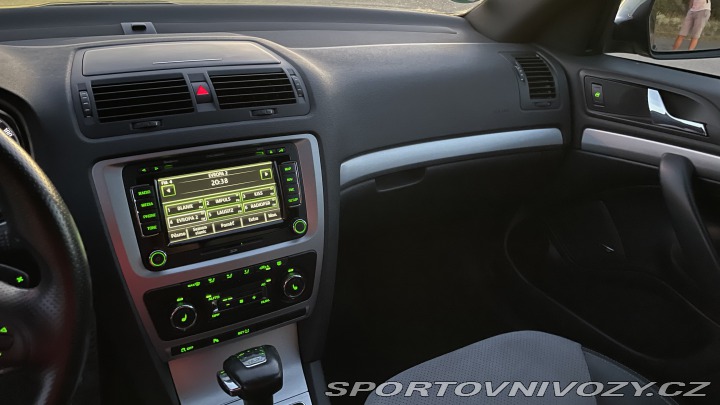 Škoda Octavia RS 2.0TDI DSG COLUMBUS 2011