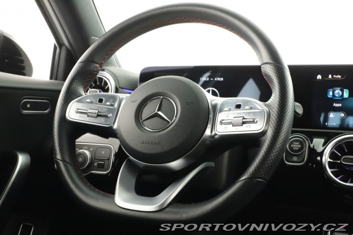 Mercedes-Benz A AMG Line A 200 2021
