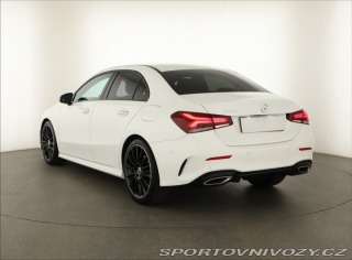 Mercedes-Benz A AMG Line A 200 2021
