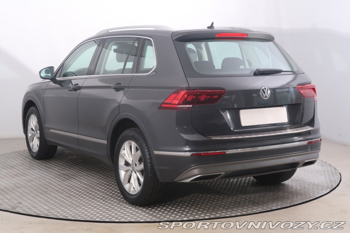 Volkswagen Ostatní modely Tiguan Highline 2.0 BiTDI 2017