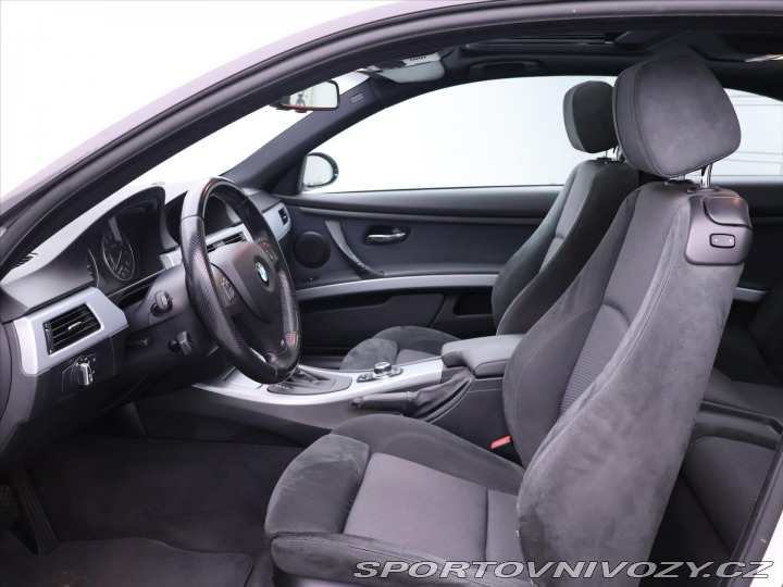 BMW 3 3,0 225kW N54 Mpaket Navi 2009