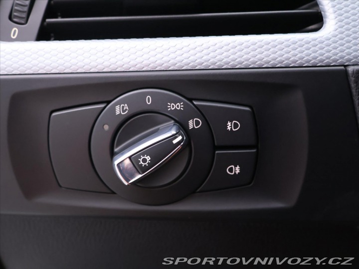 BMW 3 3,0 225kW N54 Mpaket Navi 2009