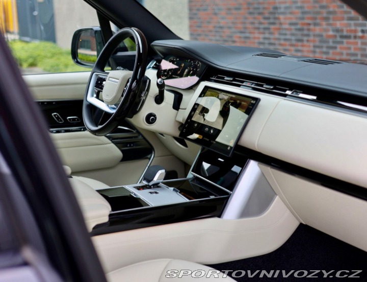 Ostatní značky Ostatní modely Land Rover Range Rover P550e Autobiography | Ťa 2025