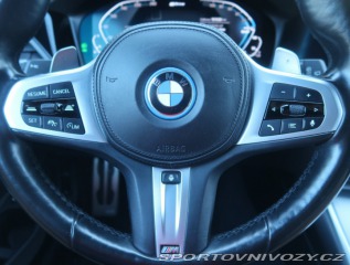 BMW 3 330 e xDrive 2021