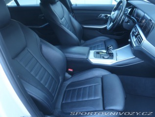 BMW 3 330 e xDrive 2021