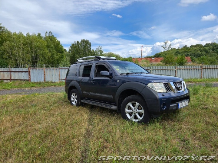 Nissan Ostatní modely Pathfinder r51 128kw automat 7 míst 1800