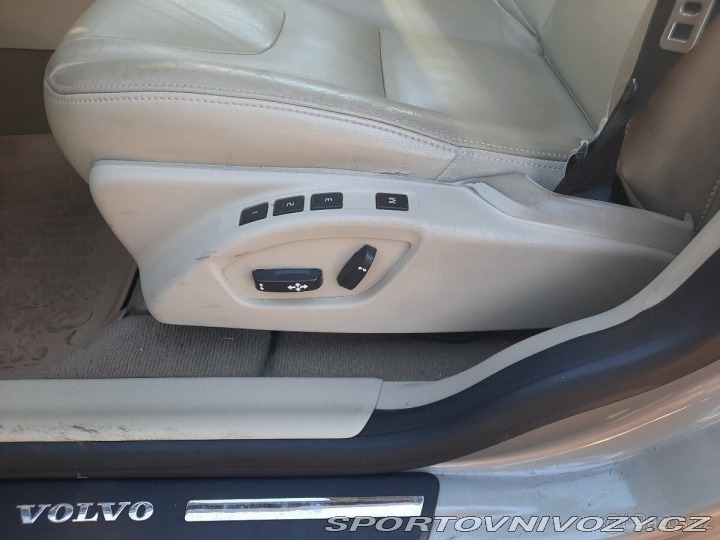 Volvo Ostatní modely XC60 2,0 FWD, 100kw,2014 2014