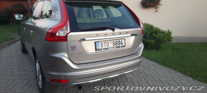 Volvo Ostatní modely XC60 2,0 FWD, 100kw,2014 2014