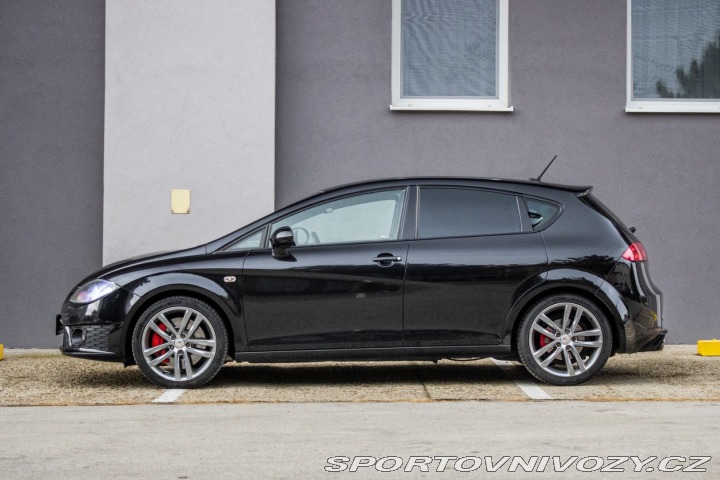Seat Leon Cupra R / AJ NA SPLÁTKY 2009