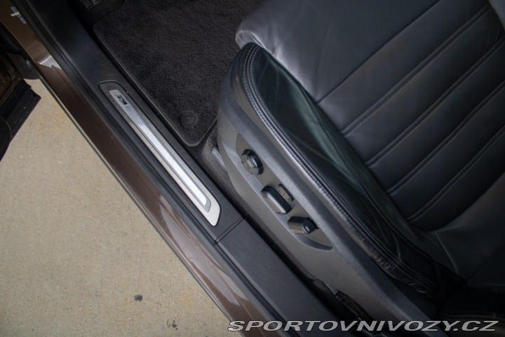 Volkswagen Ostatní modely Touareg 4.2 TDI V8 Tiptronic R-L 2013