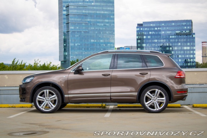 Volkswagen Ostatní modely Touareg 4.2 TDI V8 Tiptronic R-L 2013