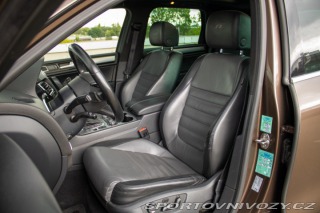Volkswagen Ostatní modely Touareg  4.2 TDI V8 Tiptronic R-L 2013