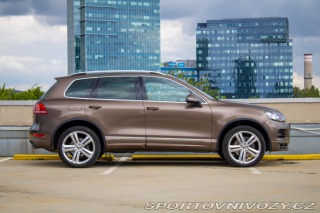 Volkswagen Ostatní modely Touareg  4.2 TDI V8 Tiptronic R-L 2013