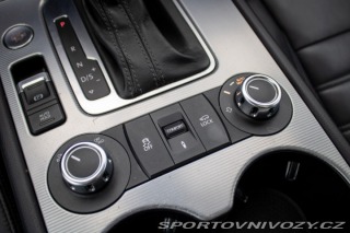 Volkswagen Ostatní modely Touareg  4.2 TDI V8 Tiptronic R-L 2013