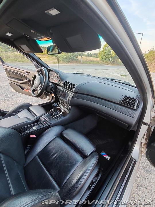 BMW 3 E46 330i Touring 2002
