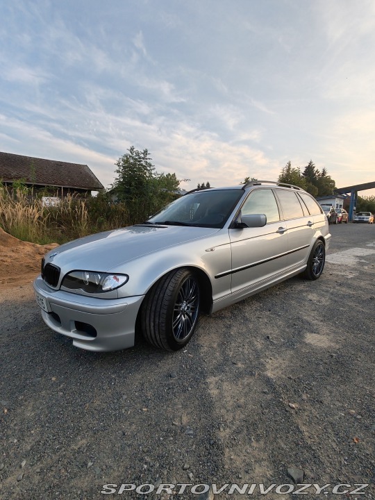 BMW 3 E46 330i Touring 2002
