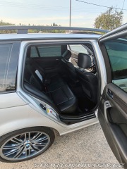 BMW 3 E46 330i Touring 2002