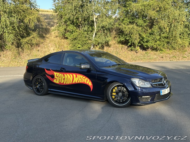Mercedes-Benz C C63 AMG 6.2 Performance 2012