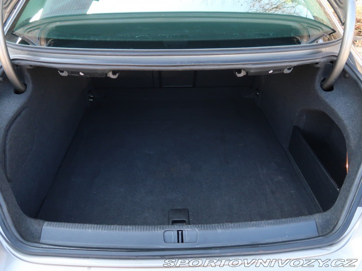 Volkswagen CC Sportline 2.0 TDI 2012