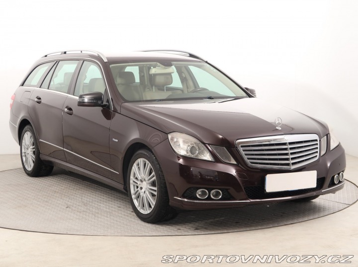 Mercedes-Benz E E 350 CGI 2010