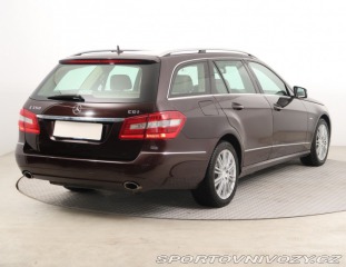 Mercedes-Benz E E 350 CGI 2010