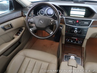 Mercedes-Benz E E 350 CGI 2010