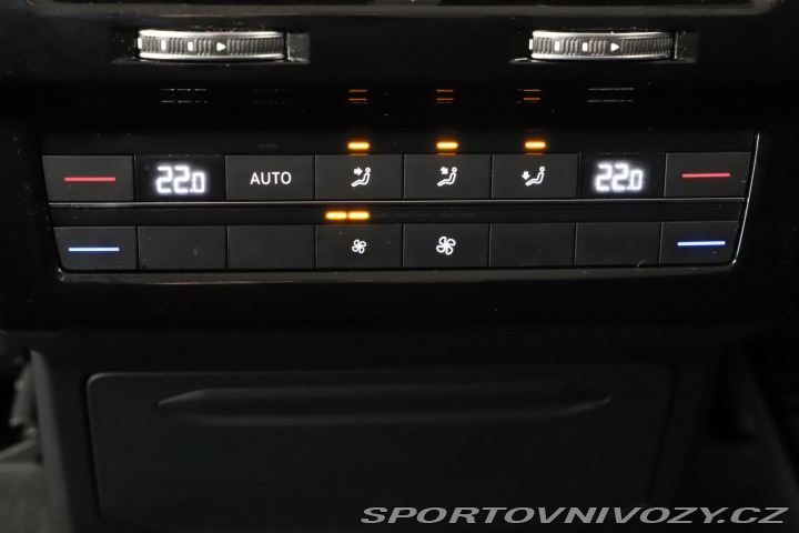 Volkswagen Ostatní modely Touareg 3.0 TDI 2020
