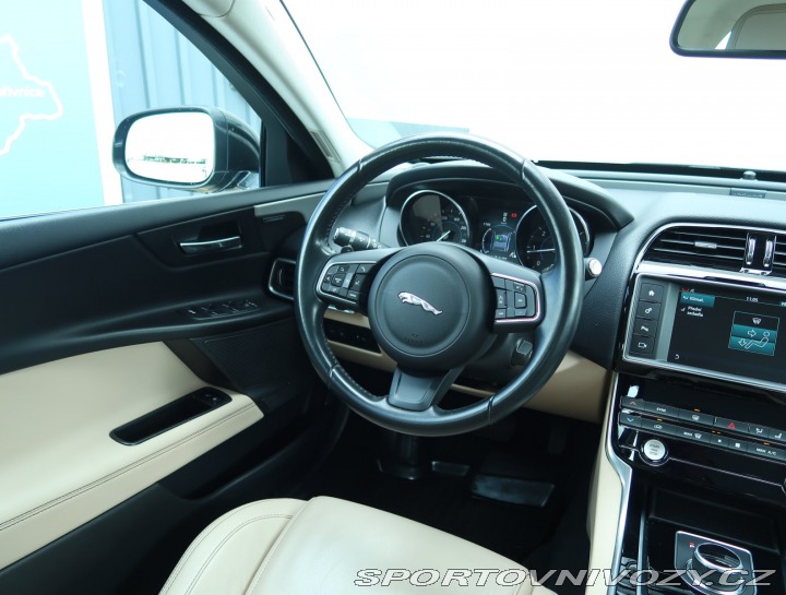 Jaguar XE E-Performance 2016