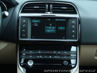 Jaguar XE E-Performance 2016